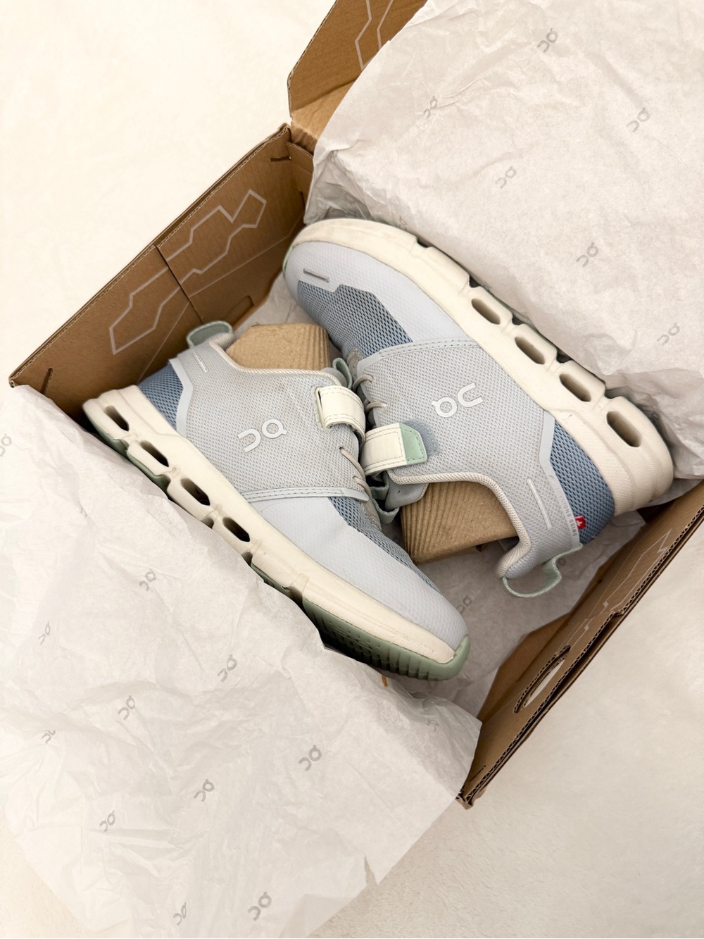 On Running Kids Lightweight Sneakers